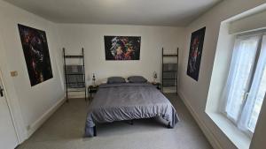 Appartements La Taniere Sedanaise 2 bedrooms parking wifi : photos des chambres