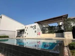 Private 3 bedrooms Townhouse in Nonthaburi - Pak Kret