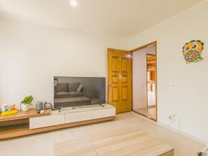 A spacious and pleasant accommodation for up to 10 people, Haeundae station walking 6 minutes and beach walking 8 minutes