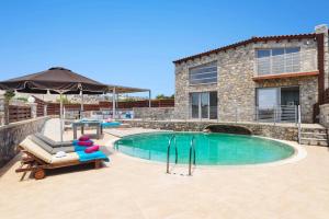 Villa Alcyone Seastone by Villa Plus