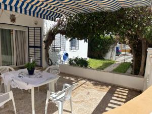 Apartment with a terrace and garden