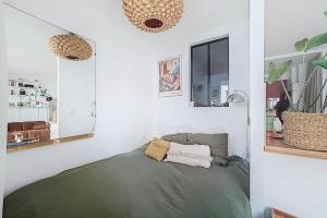 Elegant apartment near Belleville & Jourdain