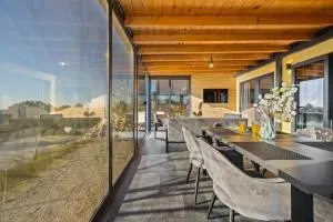 KastHouse Yellow by Vellaris, Luxury Mobile Home - Čunski