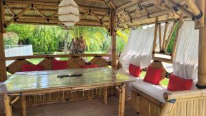 Maisons de vacances Tropica Nimes Chalet 2 chambres confort climatise : photos des chambres