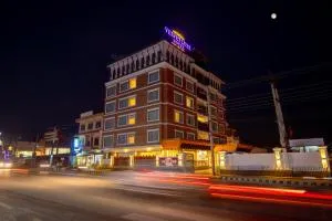 Velvet Luxe Hotel - Jogīkuti