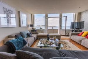 Hotels Hotel La Baie des Anges, son SPA marin & sa piscine couverte et chauffee : photos des chambres