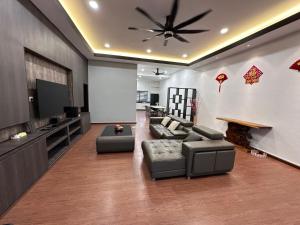 Golden Villa Homestay