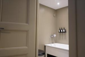 Lillberget Rymligt och modernt boende med utsikt över Tabergsberget