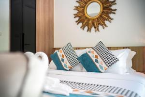 芭东海滩THEDECK166精装公寓酒吧街Jungceylon10分钟