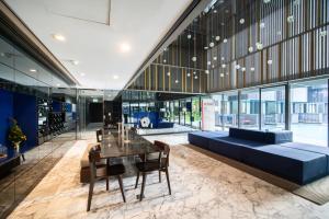 芭东海滩THEDECK166精装公寓酒吧街Jungceylon10分钟