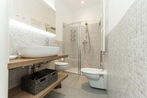 Arte Storia e Mare, Acquario SanLorenzo e Metro