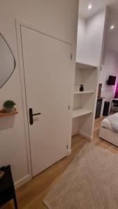 Studio Droite Calme Proche Gare Climatisation