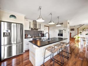 Bali at the Bay SunsetsHeated Pool Beach &Town