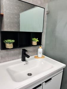 Sondela Cabin Lambug 3BR exclusive Villa