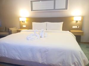 Cozy Apartment with Jacuzzi and Sauna at 188 Suites Klcc