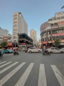 Nhà 4Brs 5wc Bùi Viện Quận 1