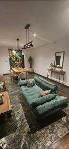 Casa amplia en Costanera