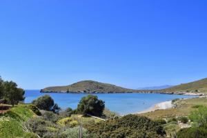 Paraside Seaside Villa in Delfini says Netflix