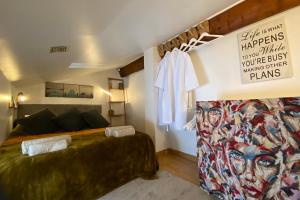 Appartements Number 1 Place Pyrene, 2 bedroom duplex, luxury apartment : photos des chambres