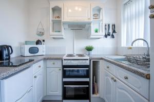 Bayview 32 - 2 Bedroom Chalet - Bayview Oxwich