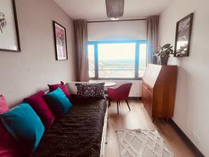 Sweet Leon - grande chambre baignoire vue mer