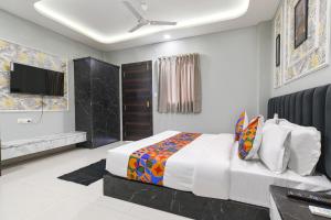 FabHotel RK - Near Bombay Hospital