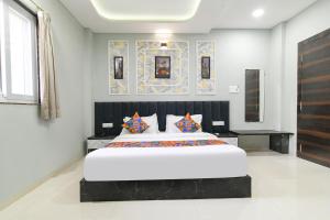 FabHotel RK - Near Bombay Hospital