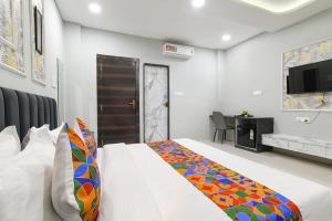 FabHotel RK - Near Bombay Hospital