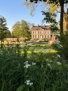 Maisons de vacances Chateau de Gourmont Dream Stay in a Norman Castle : Appartement