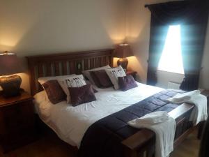 Carndonagh - 3-Bedrooms - Sleeps 6 7 - Garden