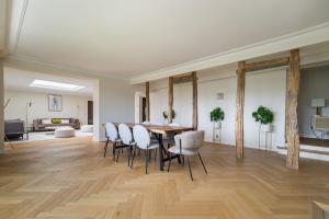Luxury apartments - Avenue Montaigne