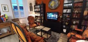 Les Carmes - 塞纳河畔沙提永