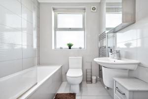 Lea Bridge Residence