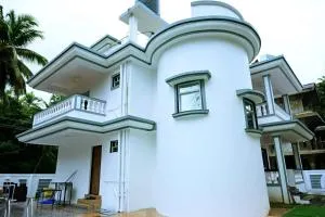 Taneja Luxury Homes - Chandor