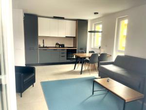 Modern Escape in Urban Plaza