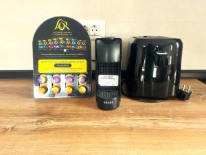 Modern Escape in Urban Plaza