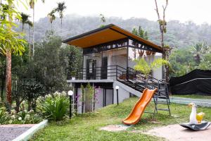 Lexbey pool villa
