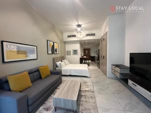 Modern Studio I Central Location I Free Parking I Canal View