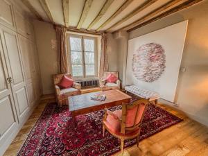 Manoir XV et Grange avec Piscine chauffée privée
