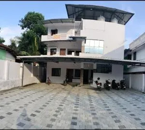 Aswathy Bhavan - Vadakkāncheri