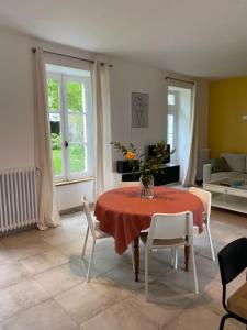 Maisons de vacances Clos des Chardons - Le Jardin : photos des chambres