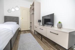 Twin Room room in Apartments Irena