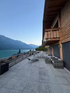 Lake View Villa in Niederried Interlaken - 格尔兹维尔