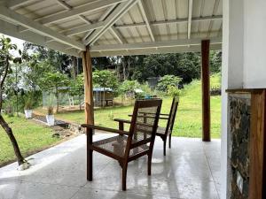Blackwoods FarmHouse