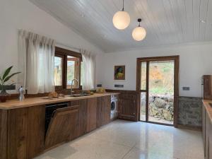 Blackwoods FarmHouse