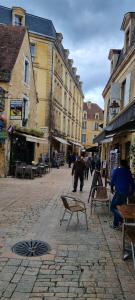 Appartements Le TOURNY-Studio cosy avec ascenseur- Sarlat - Coeur cite medievale : photos des chambres
