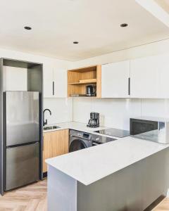 Bethany Apartment ON PARK Century City