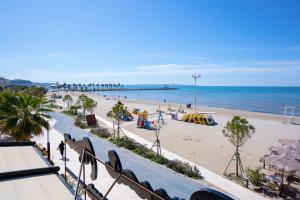 Sea View-apartment On The Beach - Durrs2