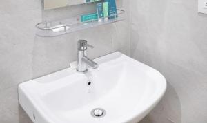 Hotel Kamron Near Airport Road Mohali Chandigarh