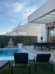 Villa de Amantes - Hurchillo